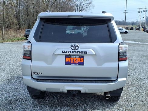 Used 2021 Toyota 4Runner SR5 image 7