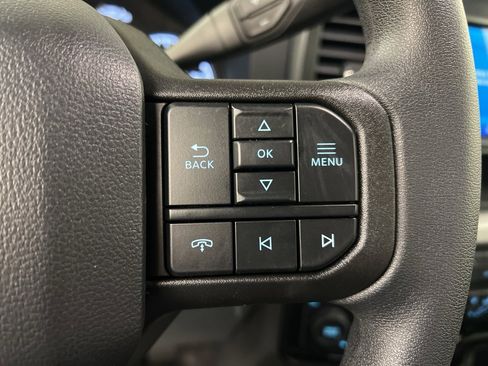 New 2025 Ford F550 4x4 Regular Cab Super Duty image 17