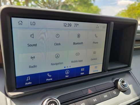 Used 2024 Ford Maverick Lariat image 32