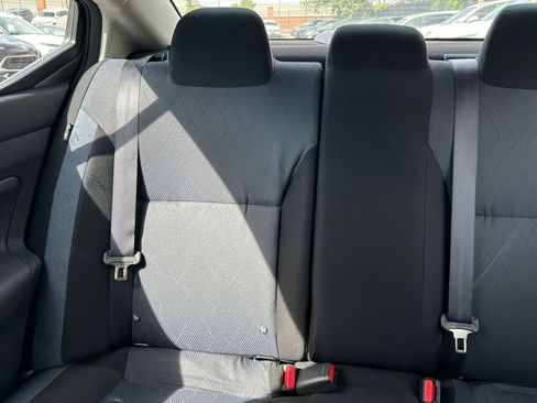 Used 2025 Nissan Versa SV FWD image 34