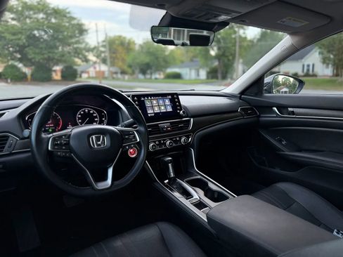 Used 2020 Honda Accord EX-L image 10