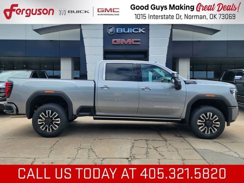 New 2026 GMC Sierra 2500 Denali Ultimate w/ Max Trailering Package AWD/4WD image 2