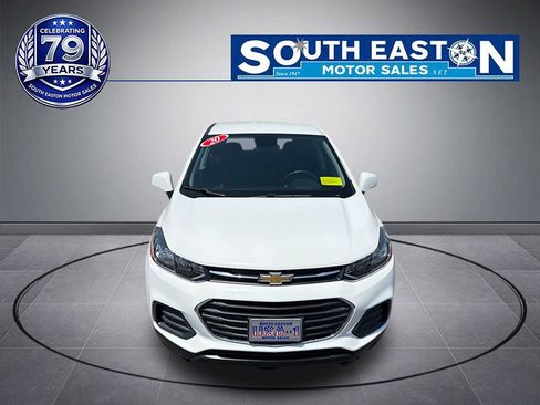 Used 2020 Chevrolet Trax LS w/ Tint and Cruise Package FWD image 3