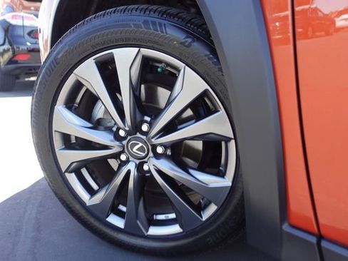Used 2019 Lexus UX 250h F Sport w/ F Sport Premium Package AWD/4WD image 12