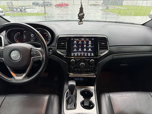 Used 2021 Jeep Grand Cherokee Limited AWD/4WD image 10