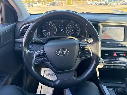 Used 2018 Hyundai Elantra Value Edition w/ Cargo Package image 17