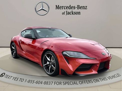 Used 2021 Toyota Supra RWD image 7