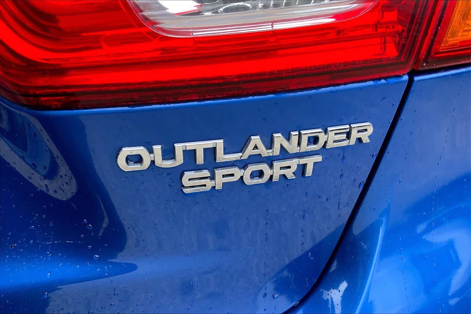Used 2015 Mitsubishi Outlander Sport SE AWD/4WD image 10