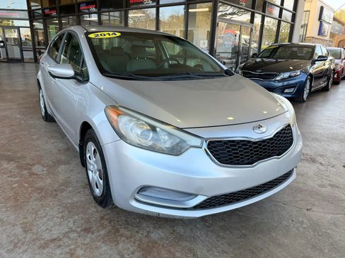 Used 2014 Kia Forte LX image 1
