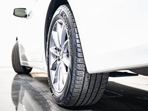 Certified 2018 Acura TLX w/ Technology Package image 40