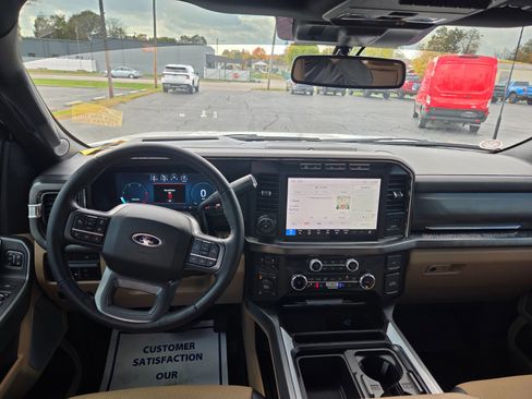 Used 2024 Ford F350 Lariat w/ Lariat Ultimate Package image 14