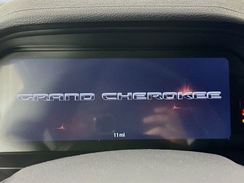New 2026 Jeep Grand Cherokee L 4WD image 11