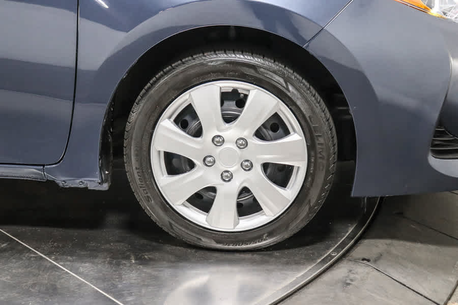 Certified 2019 Toyota Corolla LE FWD image 12