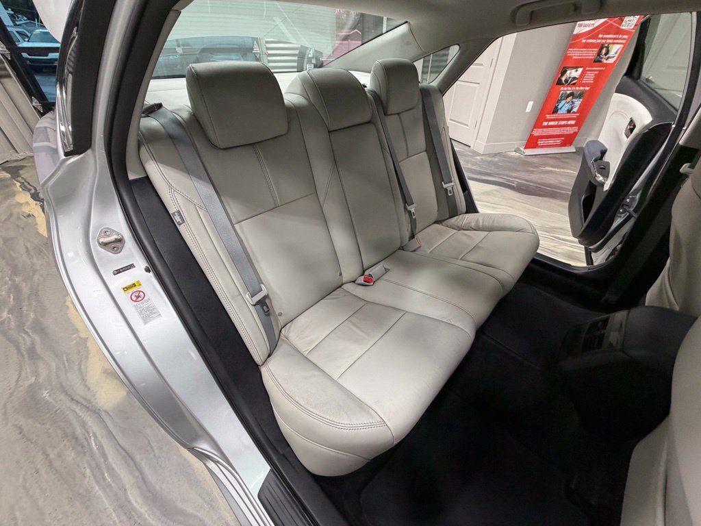 Used 2014 Toyota Avalon XLE Touring FWD image 6