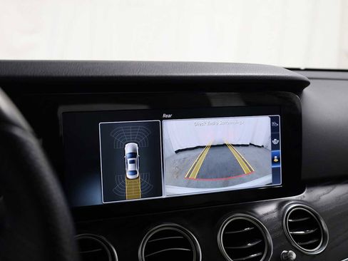 Used 2017 Mercedes-Benz E 300 E 300 Sport image 31