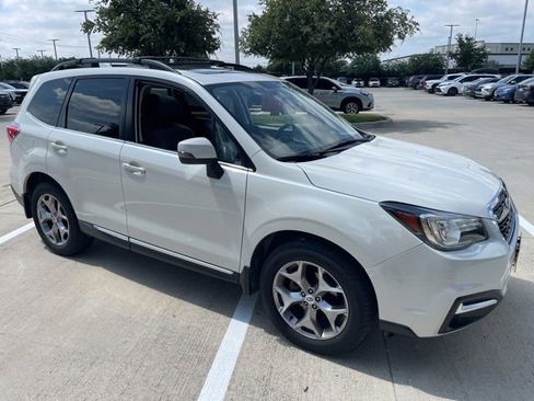 Used 2017 Subaru Forester 2.5i Touring AWD/4WD image 1