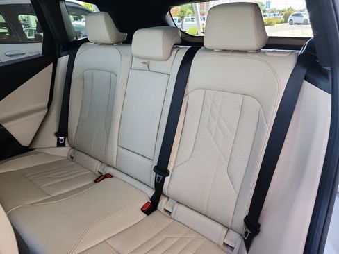 Used 2025 BMW X3 xDrive30i AWD/4WD image 25