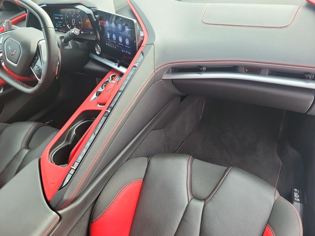 Used 2021 Chevrolet Corvette Stingray Preferred Cpe w/ Z51 Performance Package RWD image 26