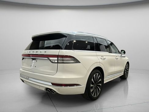 Used 2022 Lincoln Aviator Black Label Grand Touring image 6