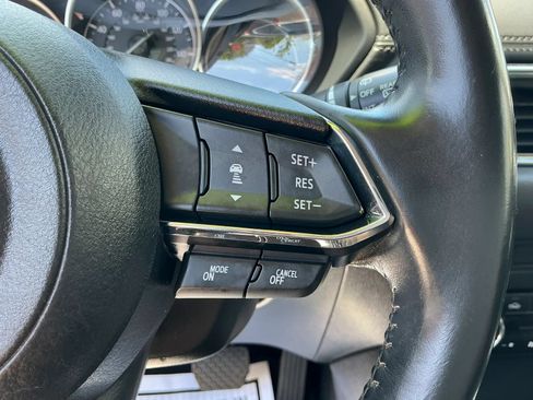 Used 2018 MAZDA CX-5 Touring w/ Preferred Equipment Package AWD/4WD image 17
