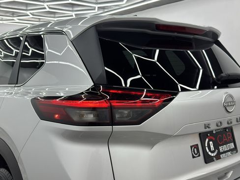 Used 2024 Nissan Rogue S image 58