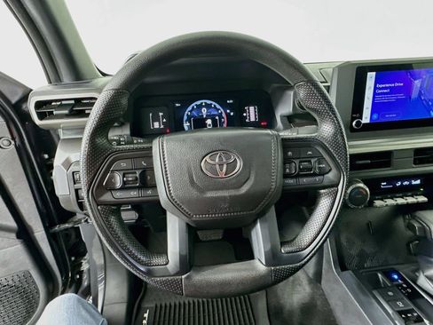 Certified 2025 Toyota Tacoma SR5 AWD/4WD image 11