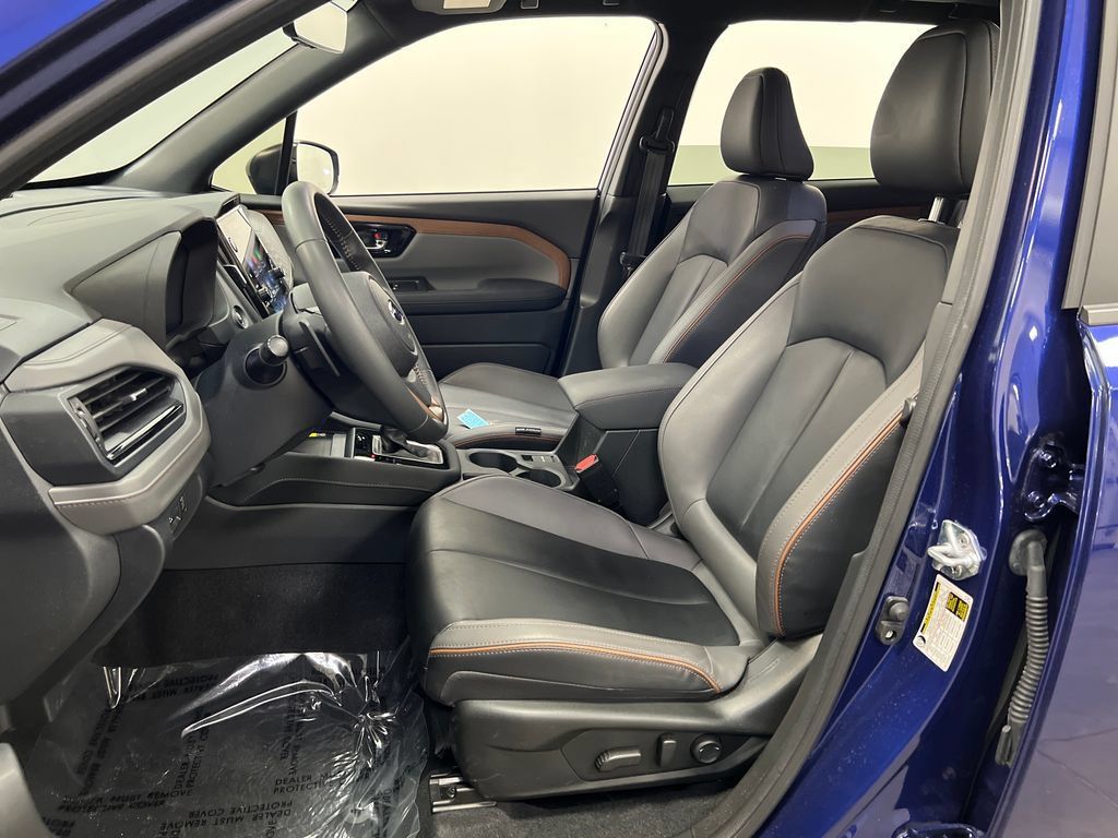 Used 2025 Subaru Forester Sport w/ Popular Package #1 AWD/4WD image 10