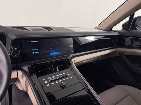New 2026 Porsche Panamera 4 AWD/4WD image 24