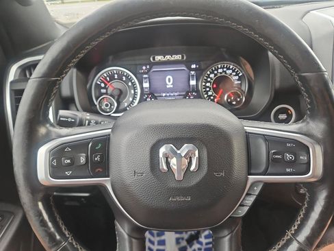 Used 2019 RAM 1500 Big Horn AWD/4WD image 12