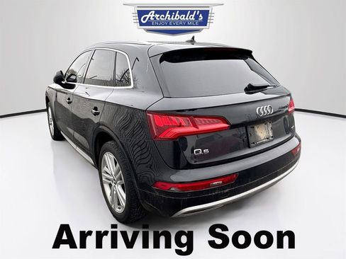 Used 2020 Audi Q5 2.0T Premium Plus w/ Premium Plus Package image 3