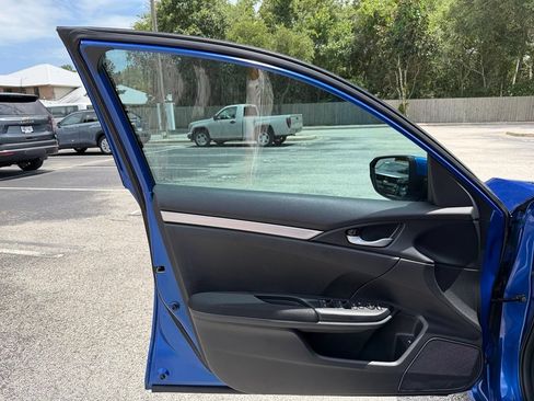 Used 2019 Honda Civic LX image 34