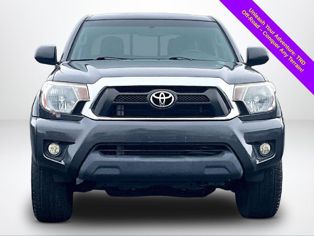 Used 2015 Toyota Tacoma 4x4 Double Cab w/ TRD Off-Road Package image 3