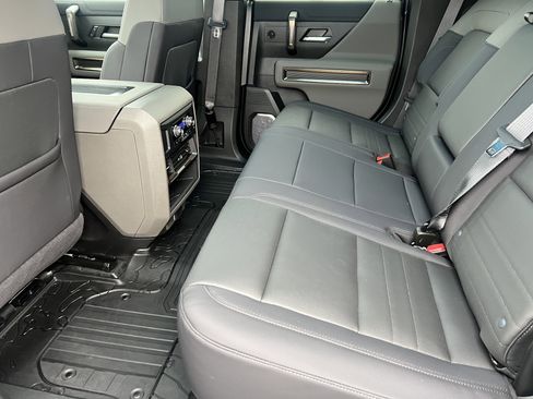 Certified 2025 GMC Hummer EV 3X image 15