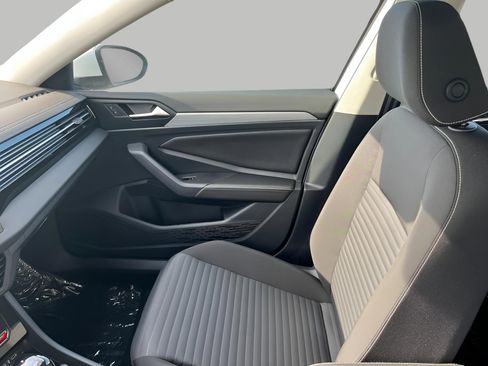 New 2025 Volkswagen Jetta S image 22