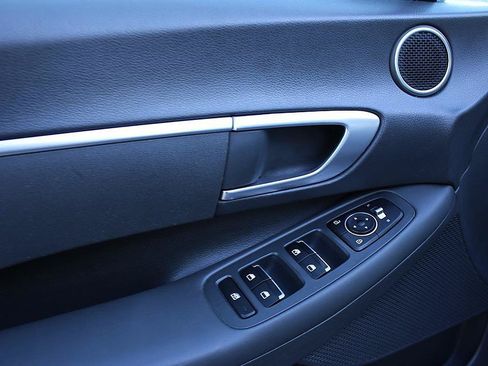 Used 2021 Hyundai Sonata SE FWD image 9
