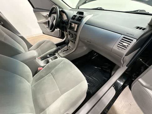 Used 2013 Toyota Corolla LE w/ Premium Pkg FWD image 17