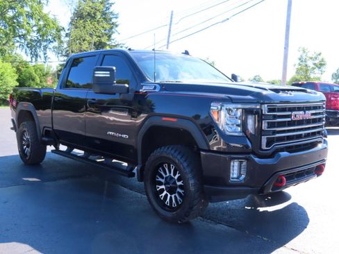 Used 2020 GMC Sierra 2500 AT4 w/ AT4 Premium Package AWD/4WD image 8
