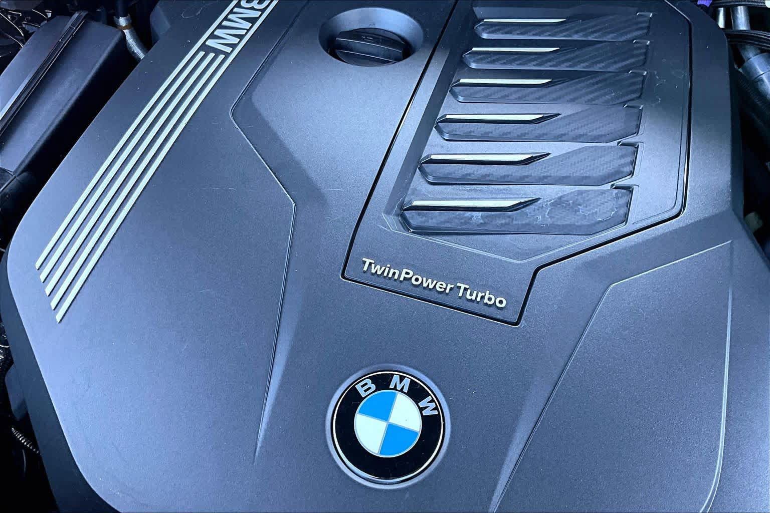 Used 2023 BMW X5 xDrive40i w/ M Sport Package AWD/4WD image 33