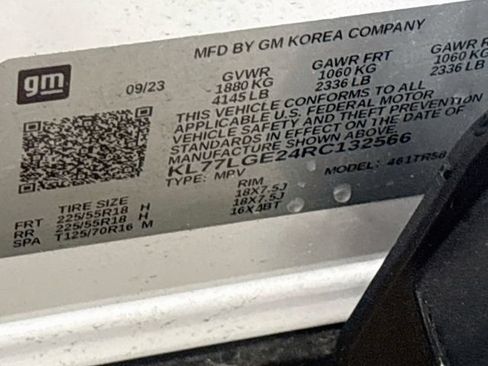 Used 2024 Chevrolet Trax RS w/ Driver Confidence Package FWD image 23