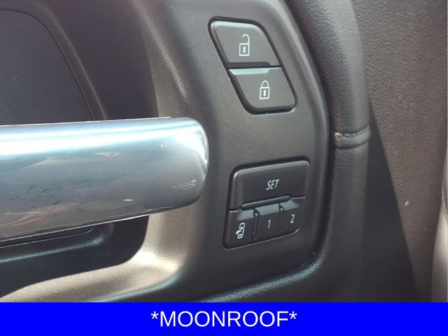 Used 2021 Chevrolet Silverado 1500 High Country w/ Technology Package AWD/4WD image 18