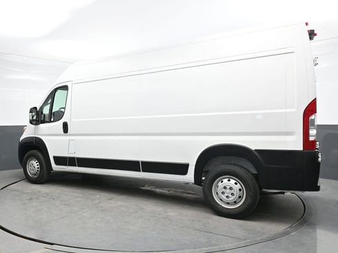 Used 2023 RAM ProMaster 2500 FWD image 4