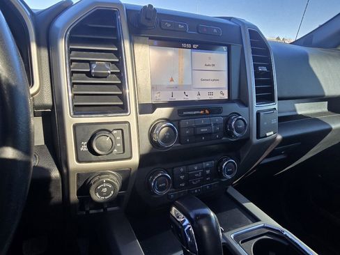 Used 2019 Ford F150 Lariat image 23