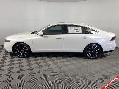 New 2025 Honda Accord Touring image 4