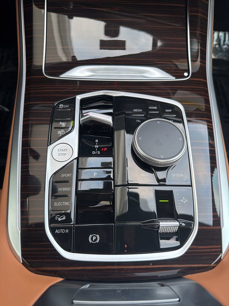 New 2026 BMW X7 M60i AWD/4WD image 90