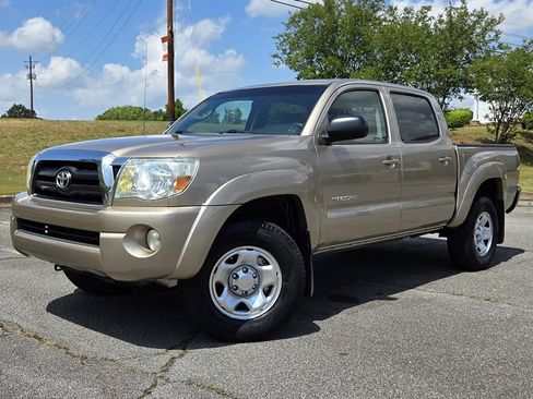 Used 2008 Toyota Tacoma PreRunner RWD image 1