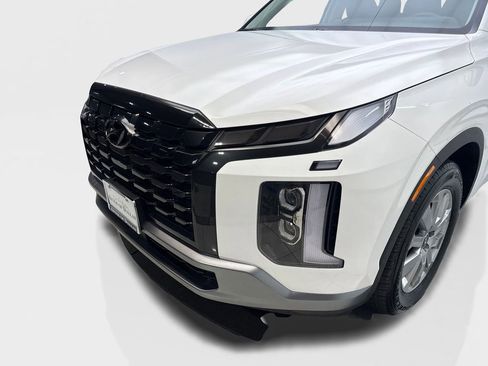 Used 2025 Hyundai Palisade SE FWD image 16