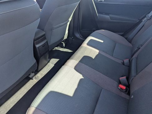 Used 2017 Toyota Corolla LE image 14