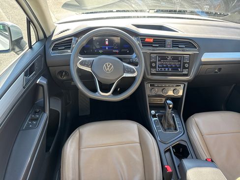 Used 2022 Volkswagen Tiguan S image 23