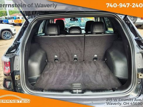 Used 2024 Jeep Compass Latitude AWD/4WD image 18