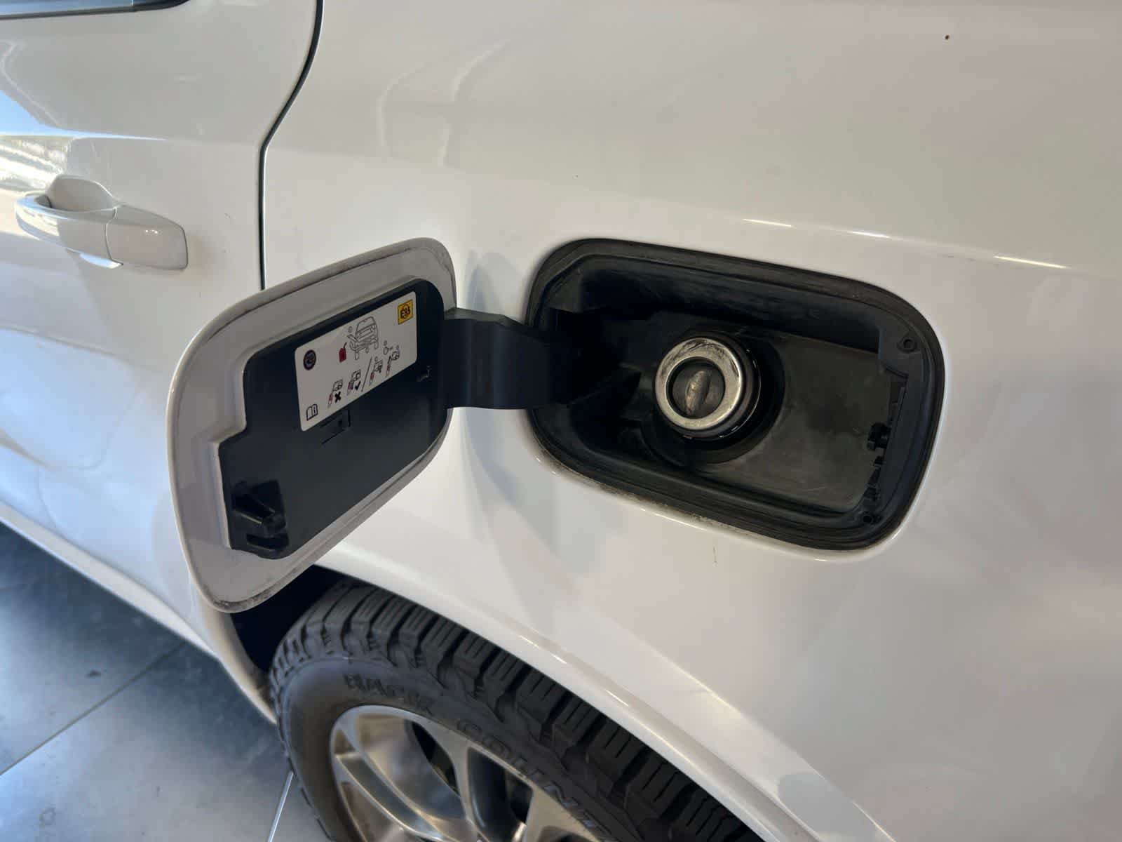 Used 2019 Dodge Durango GT RWD image 12